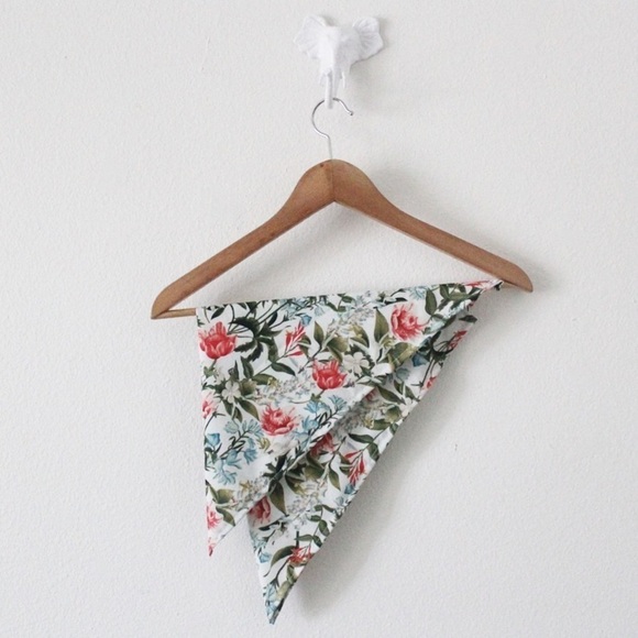 NWT Handmade Floral 18” x 18” Hair Scarf main image 5